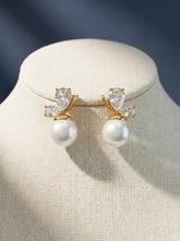 Emerald Grace Pearl Drop Earrings (ERG-GLD-023)